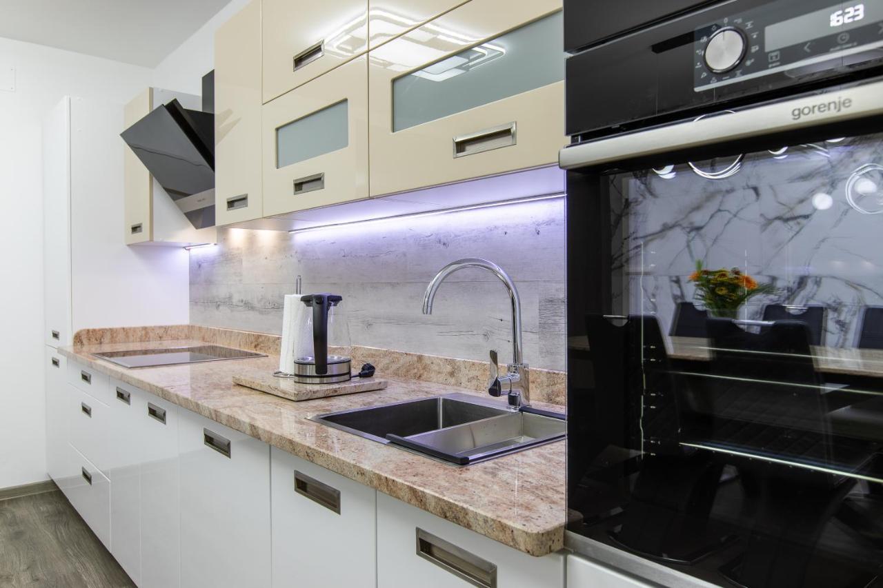 Reset Apartments Краньска Гора Экстерьер фото