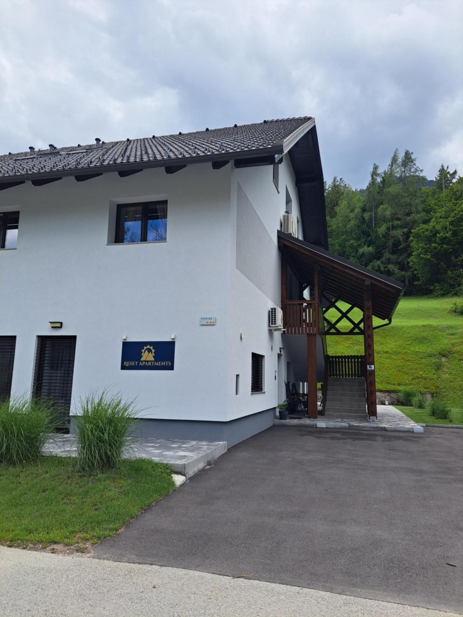 Reset Apartments Краньска Гора Экстерьер фото